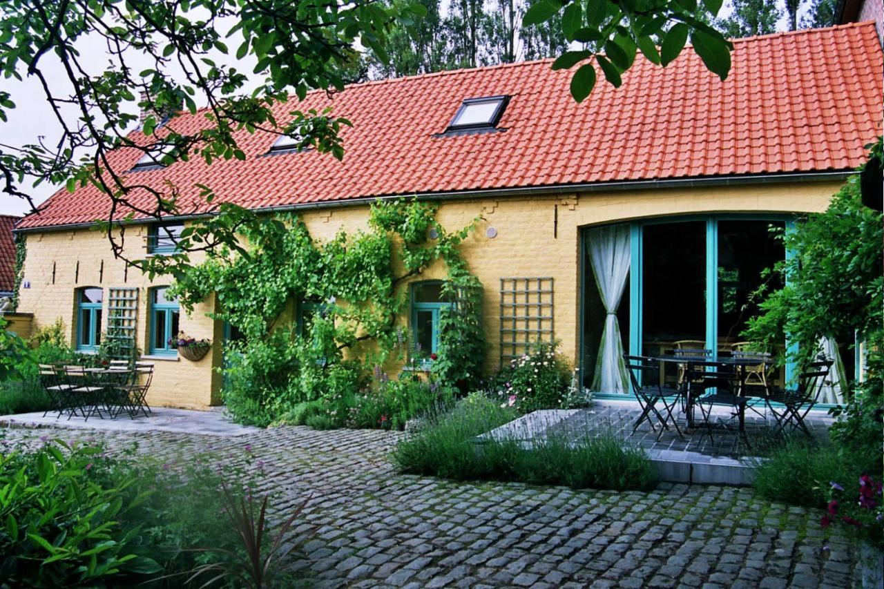 Holiday Home Les Plachettes Flobecq Exterior photo