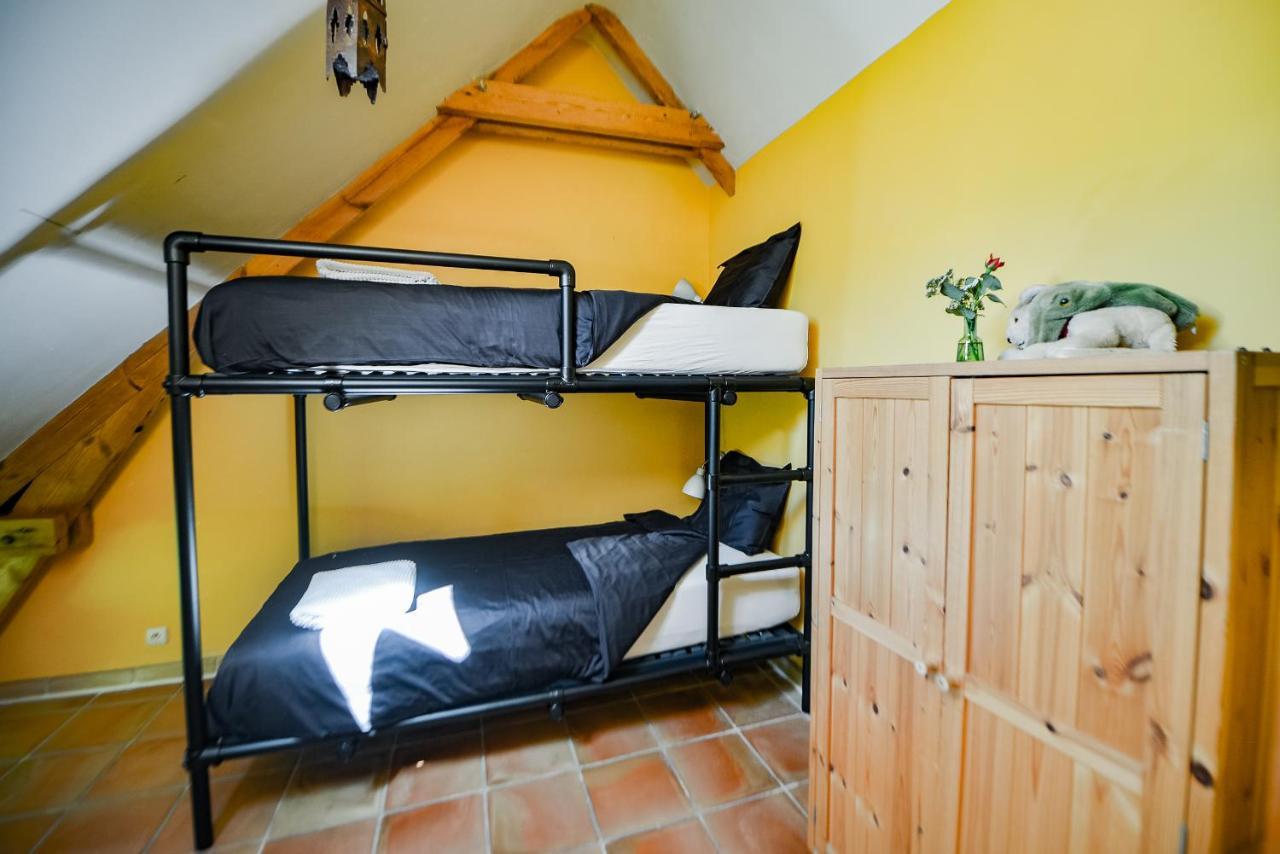 Holiday Home Les Plachettes Flobecq Exterior photo