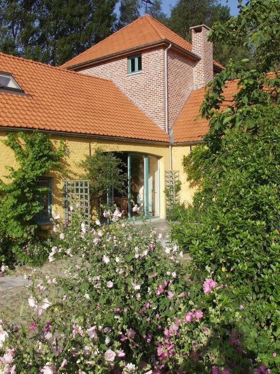 Holiday Home Les Plachettes Flobecq Room photo